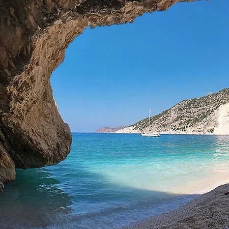 Sensational Kefalonia Lotto 2 Bedrooms Seafront Spectacular Sea Views Private Outdoor Pool Assos Villa