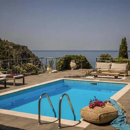 Sensational Kefalonia Lotto 2 Bedrooms Seafront Spectacular Sea Views Private Outdoor Pool Assos