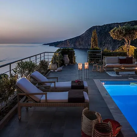 Sensational Kefalonia Lotto 2 Bedrooms Seafront Spectacular Sea Views Private Outdoor Pool Assos *